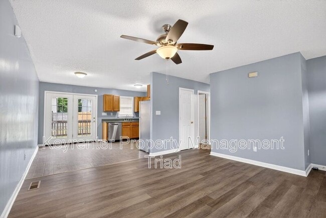 Photo - 1608 Mcpherson St