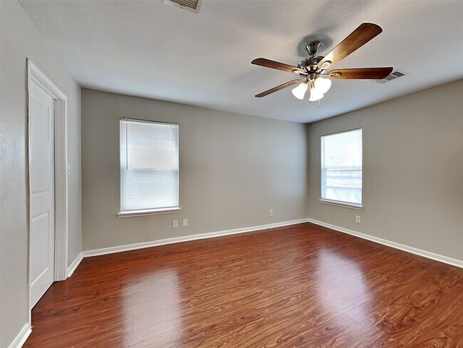 Photo - 5129 Jezebel St