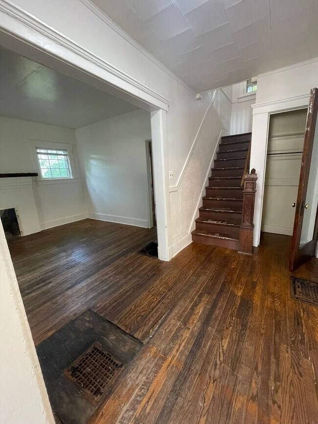 Photo - 1116 Packard St