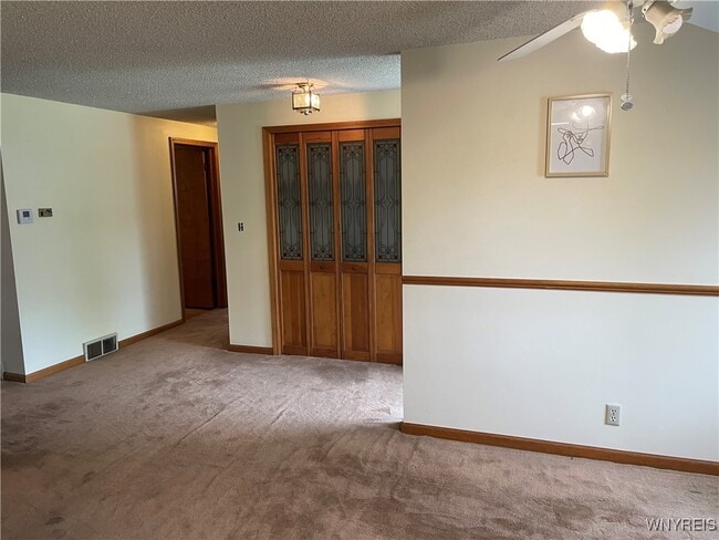 Photo - 41 Castle Ct