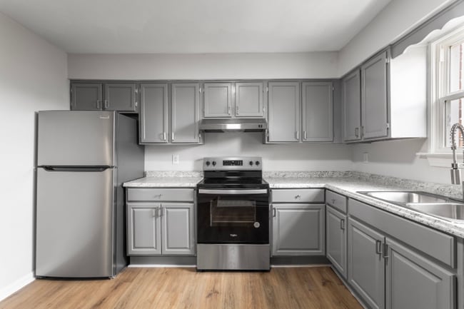 Photo - 324 State St Unit 2