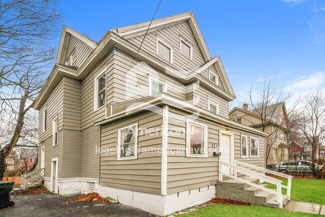 Photo - 271 Kirk Ave