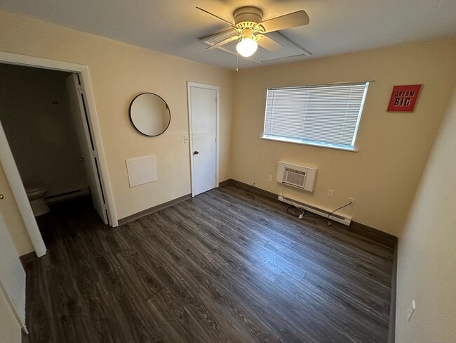 Photo - 26 Crandall Hill Rd Unit 17