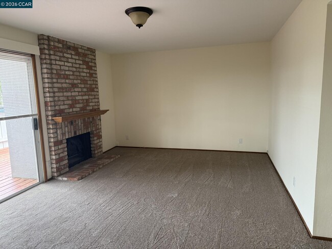 Photo - 585 Mt Dell Dr