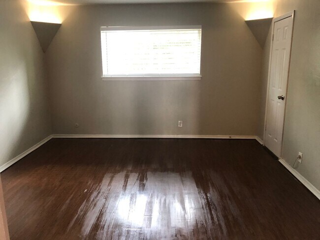 Photo - Close to DFW Airport Unidad 308/106