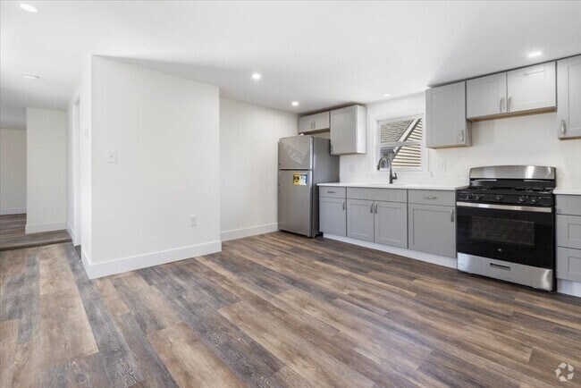 Building Photo - 124 Williams Ave Unit 2 Rental