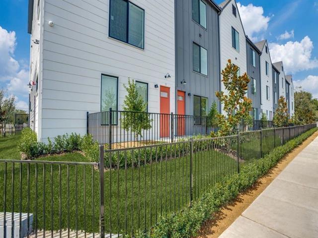 Building Photo - 3275 Dallas St Unit 303 Rental
