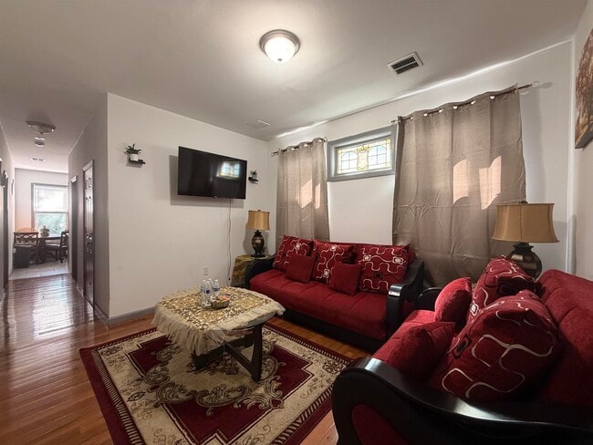 35 Dwight St Unidad 2