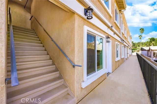 Photo - 5639 Huntington Dr Unit 1