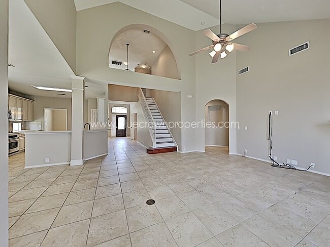 Photo - 2440 Kingsley Dr