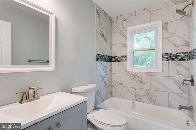 Photo - 4331 Shell St