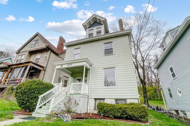 Photo - Three Bedroom in Cincinnati!