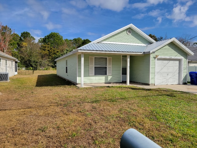 Photo - 1210 4 Mile Rd