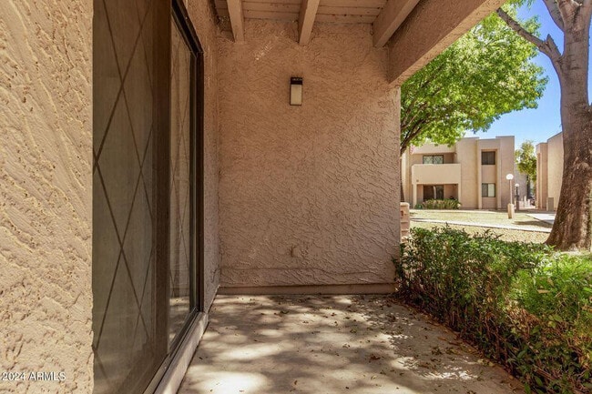 Photo - 1920 W Lindner Ave Unidad 137