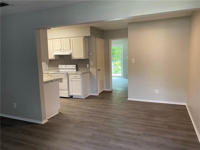 Building Photo - 1085 Linde Ave Unit 1085 Rental
