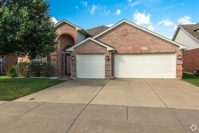 Building Photo - 5817 Ozark Dr Rental