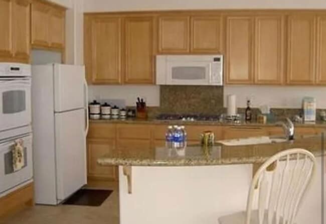 Photo - Just Steps from the Sea on a Private Stree...