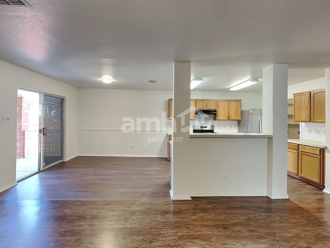 Photo - 7110 Chambers Creek Ln