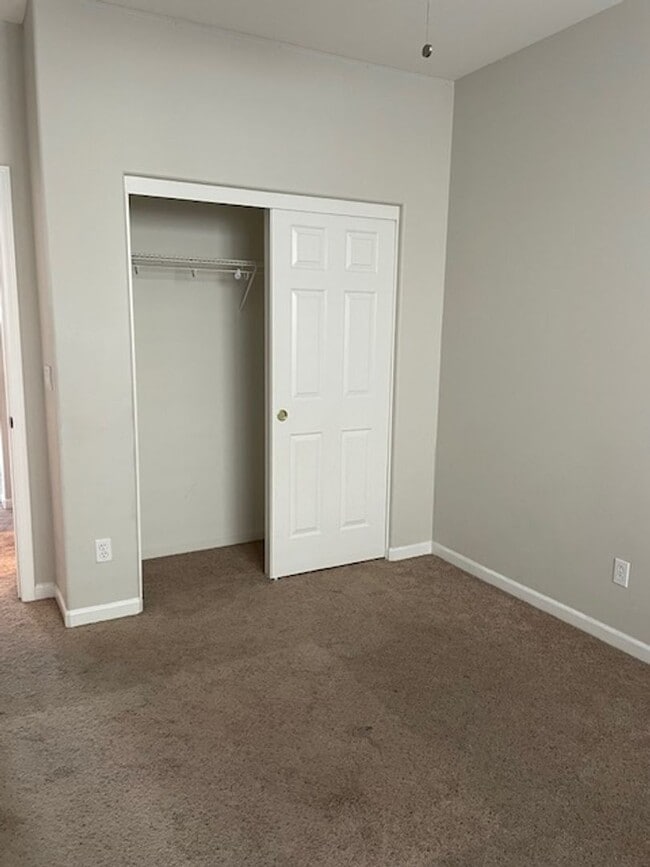 Photo - Beautiful 4-Bedroom Home for Lease in Trac...