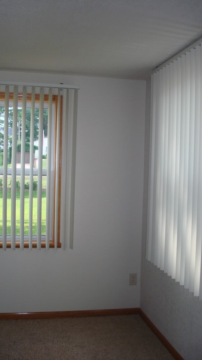 Photo - N9808 Highway 49