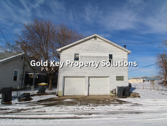 Photo - 2930 Fletcher St Unit 2930 1/2 Fletcher St