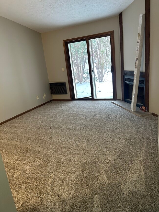 Photo - 4109 Applewood Ln Unit 4109