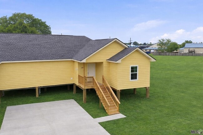 Building Photo - 1406 Bonvillain St