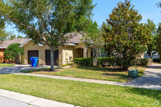 605 N Thacker Ave Kissimmee, FL 34741-4832
