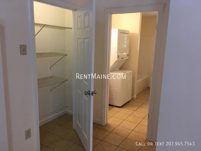 Photo - 1841 Hammond St Unit 5