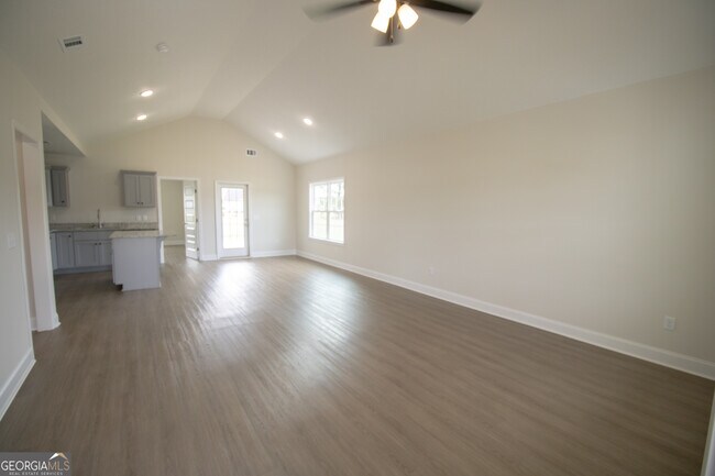 Photo - 114 Enclave Ct