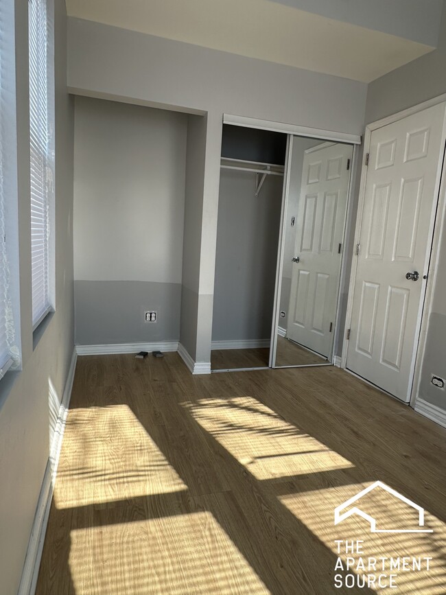 Photo - 4033 W Crystal St Unidad 1