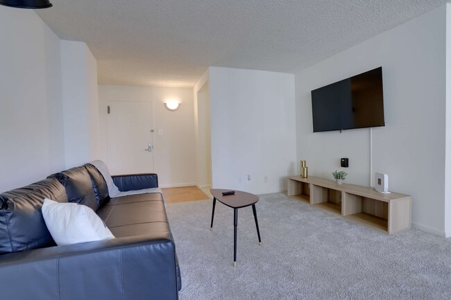 Photo - 320 23rd St S Unit FL10-ID1053020P