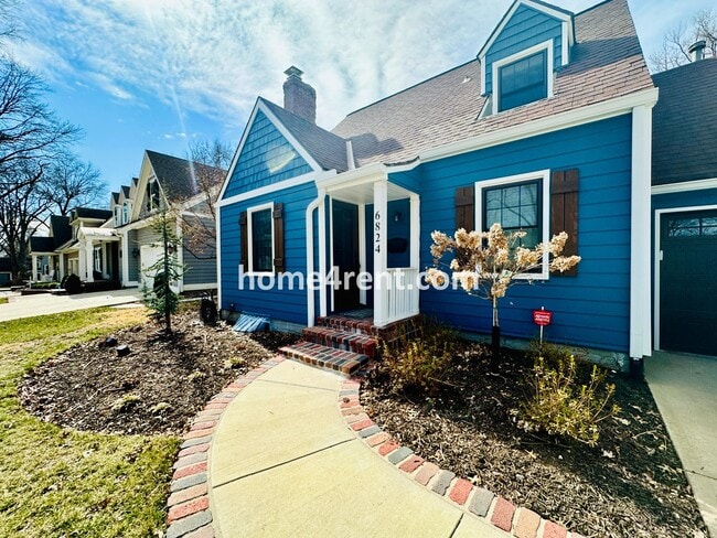 Photo - Charming, Prairie Village Home in a Quiet Neighborhood with Wood Floors and a Fenced Yard!