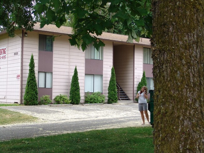 Photo - Chico Way Apartments