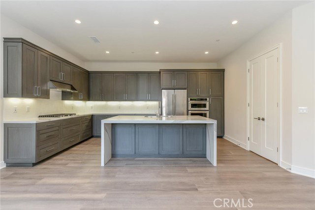 Photo - 121 Linda Vis