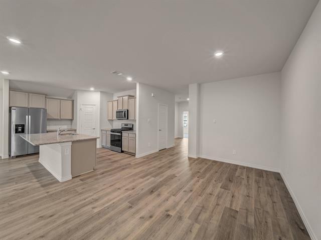 Photo - 9733 Tinsley St