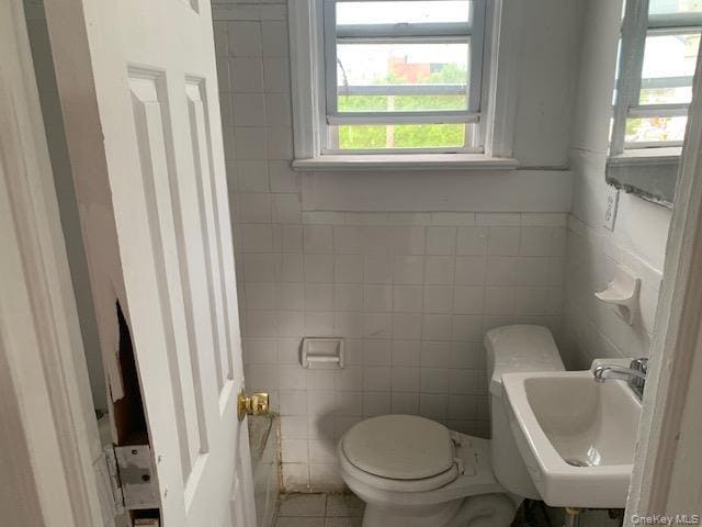 Photo - 1181 Sackett Ave