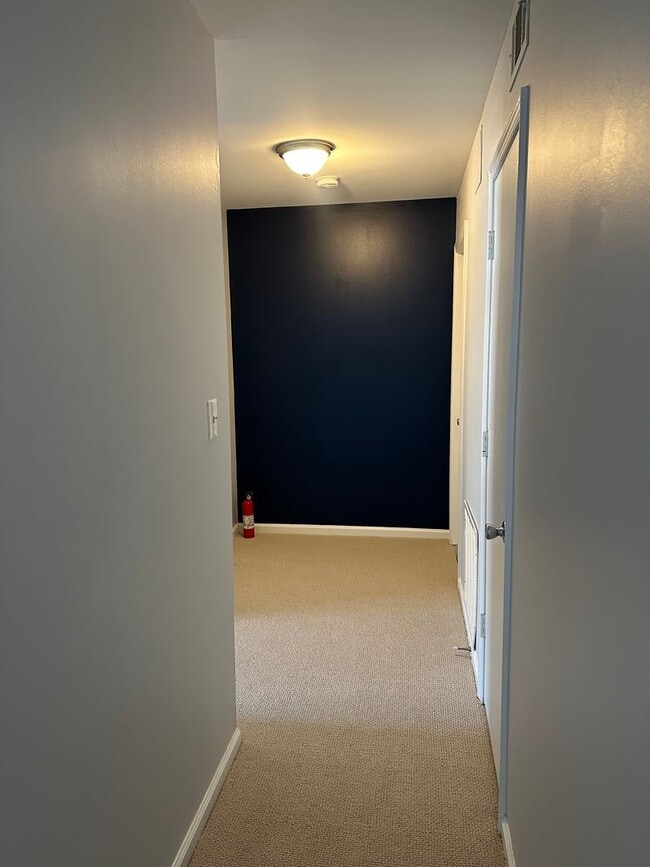 Photo - Move-In Ready 2BR/1BA Condo in Cardinal Forest Unit D