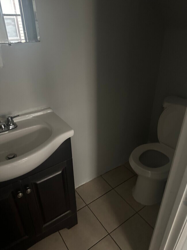 6322 Rising Sun Ave Apartment Unit 1 Philadelphia, PA