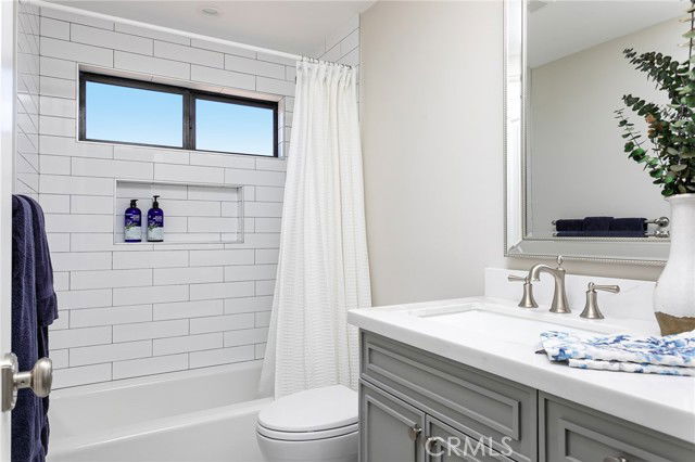 Photo - 16857 Bayview Dr