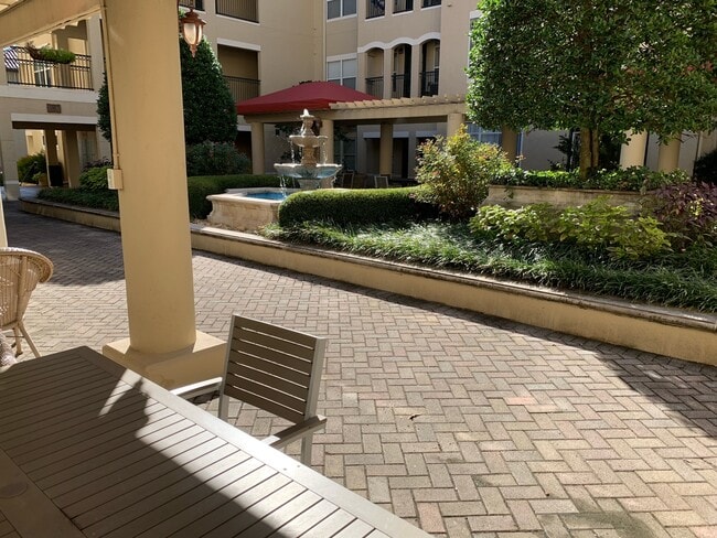 Photo - 955 Juniper St NE Condo Unit 2127