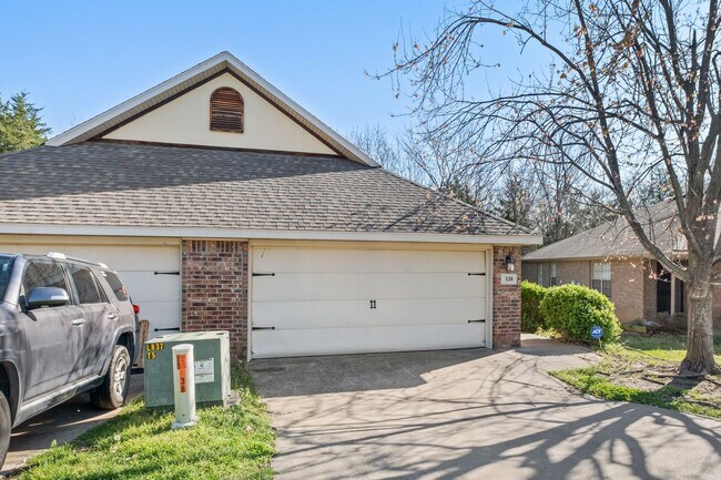 Photo - S Ray Ave Duplex Unit 138