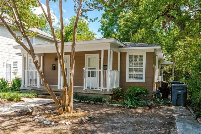Building Photo - 4800 Sycamore St Rental