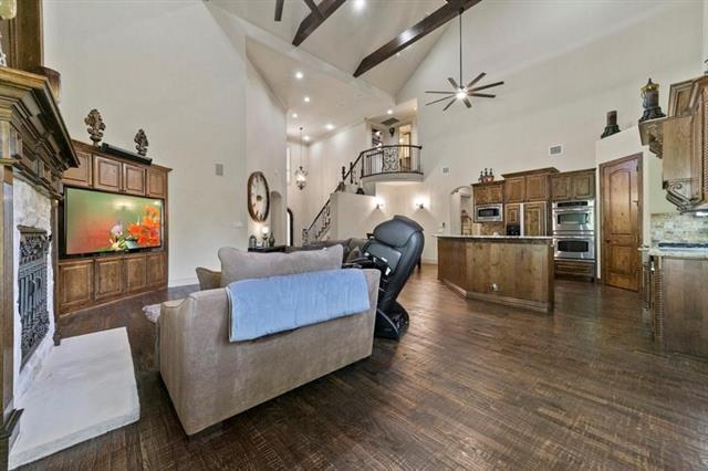 Photo - 6719 Springwood Ln