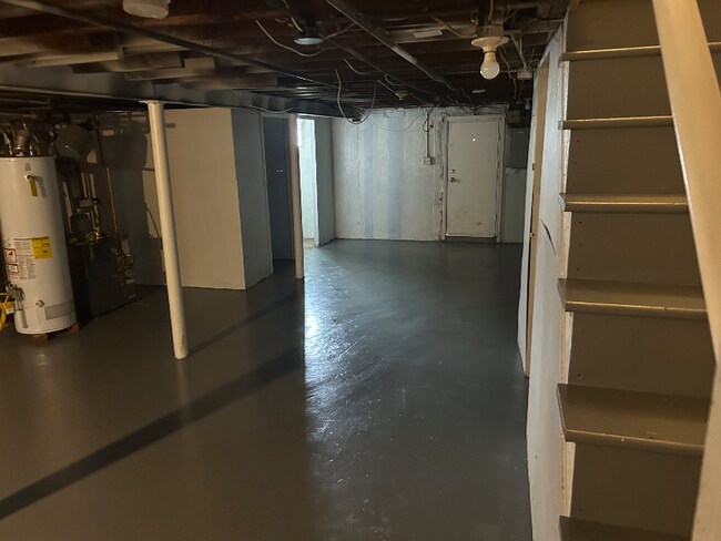 4309 Norfolk Ave Unidad 1st Floor