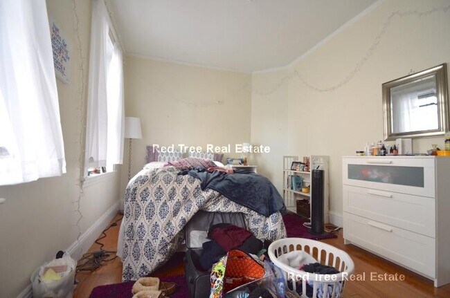 Photo - 1247 Beacon St Unit 3