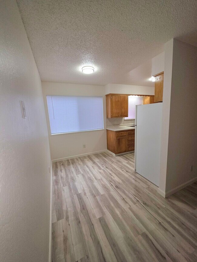 Riviera Terrace Apartments