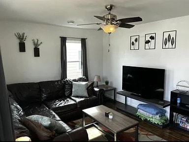 Photo - 233 S Franklin Ave