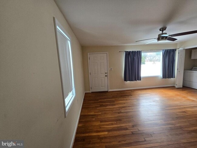 Photo - 722 Church Hill Rd