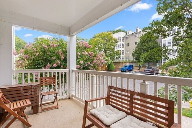 Building Photo - 4177 S Four Mile Run Dr Unit #304 Rental